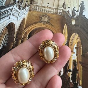 Elegant Gold and Cream Clip-On Earrings
